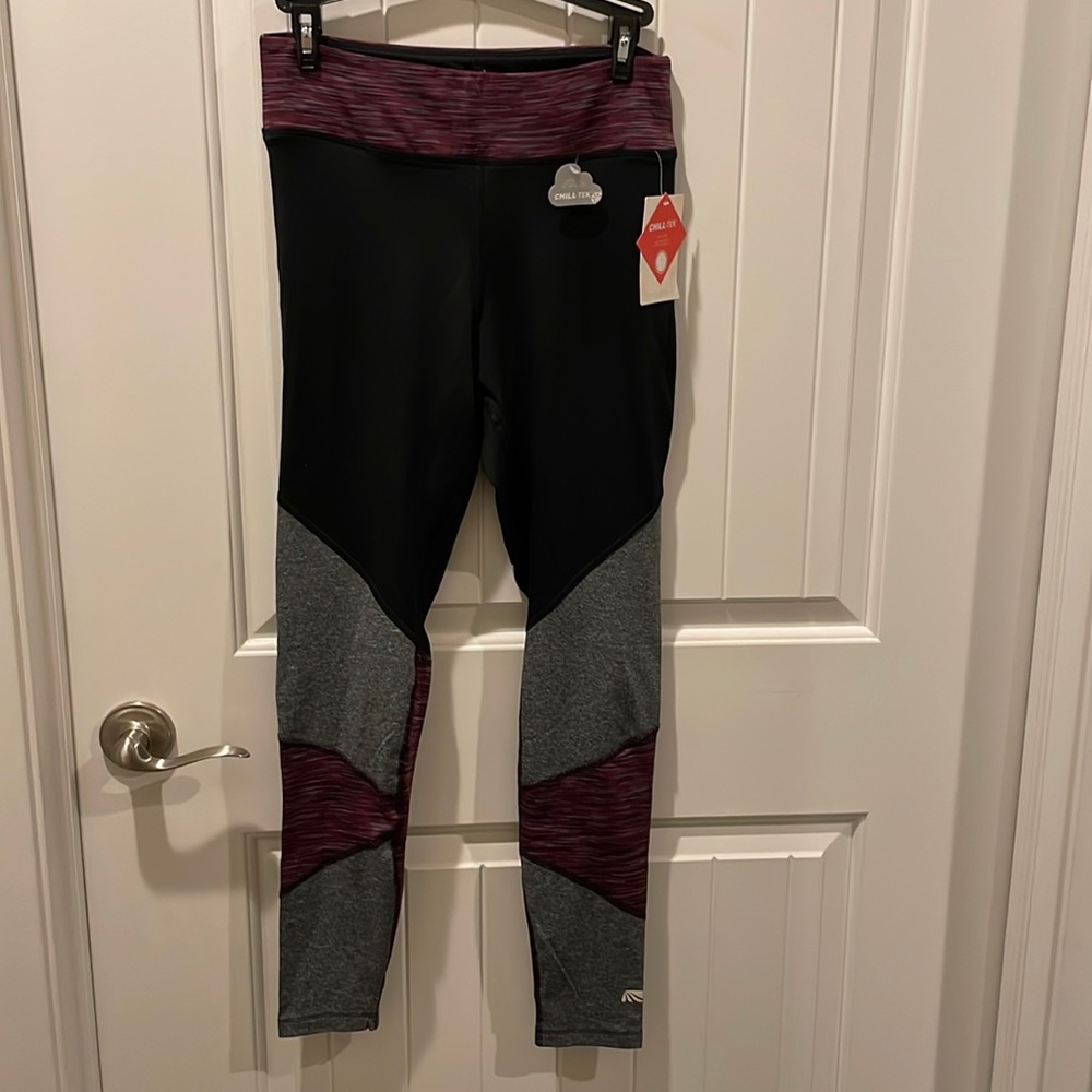 Marika leggings, women’s size M, black, purple & gray.